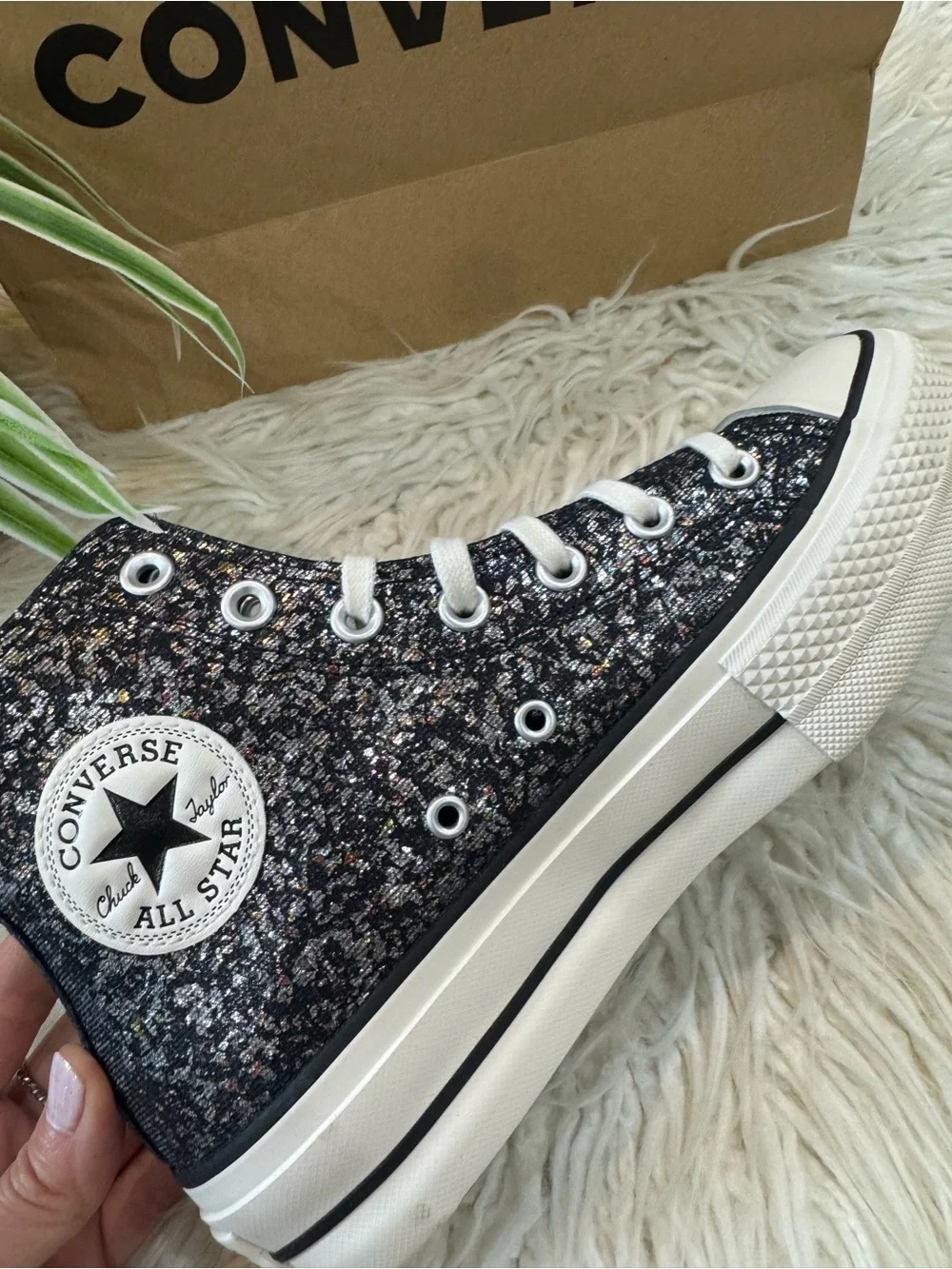 New🌿Converse High Top Sneakers in Black Glitter Multicolor Sparkle